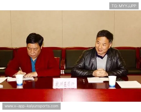 足球俱乐部与学校建立常态化交流机制优化人才输送,校园足球俱乐部组织架构 足球俱乐部与学校建立常态化交流机制优化人才输送,校园足球俱乐部组织架构